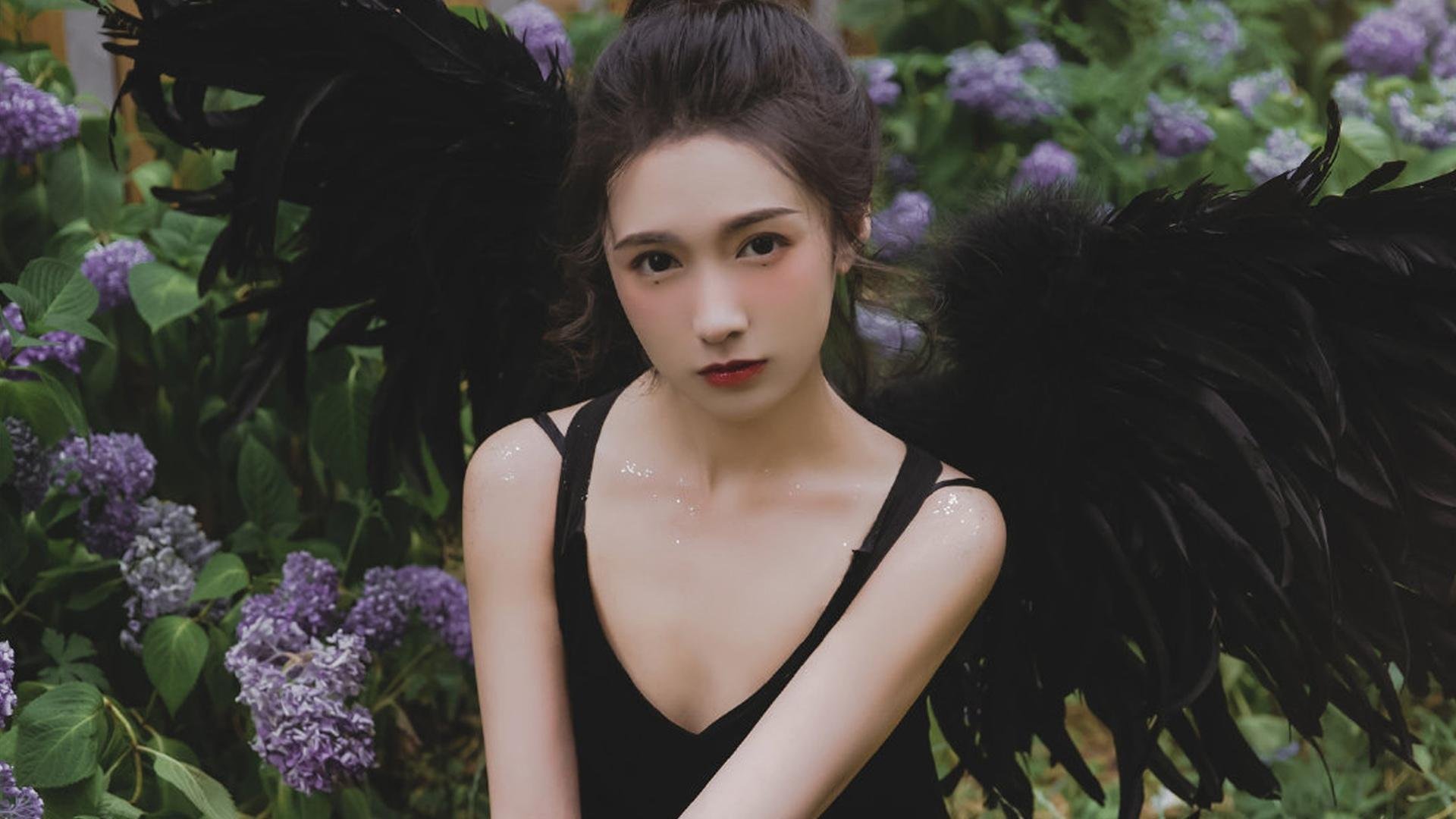 德甲战场：速度与力量的完美交锋！，德甲速度最快现役球员